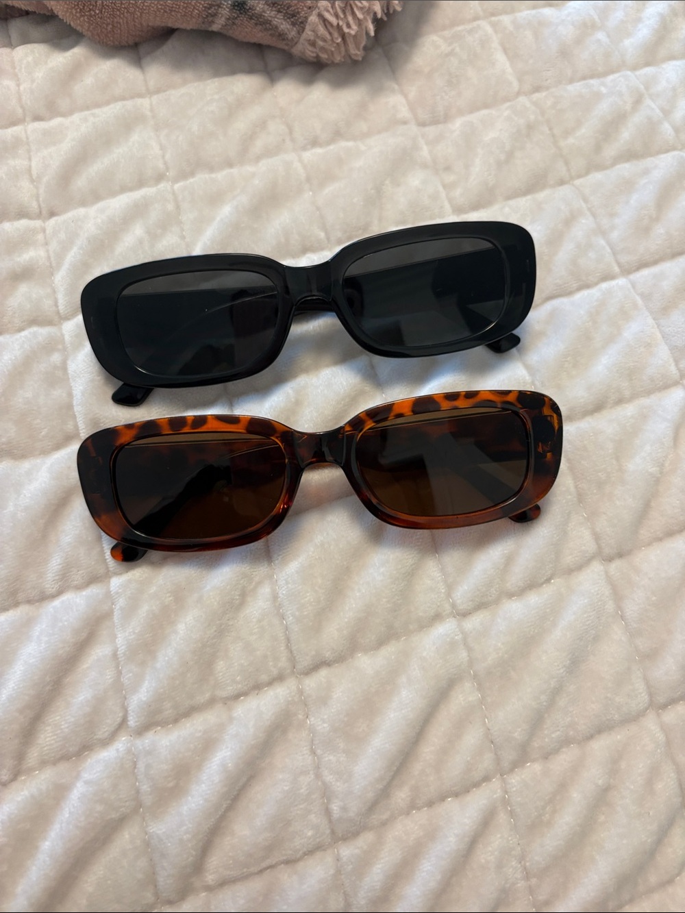 Amazon Women's Rectangular Sunglasses - Black & Tortoiseshell